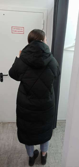 Фотография покупателя товара Пальто утепленное зимнее женское, размер 42, цвет чёрный - Фото 2