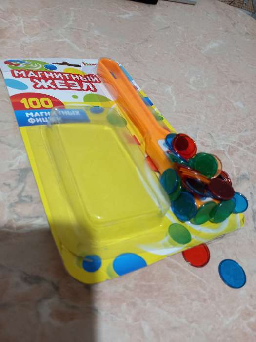 Фотография покупателя товара Магнитная игра «Магнитный жезл», 100 магнитных фишек, цвета МИКС, по методике Монтессори - Фото 18