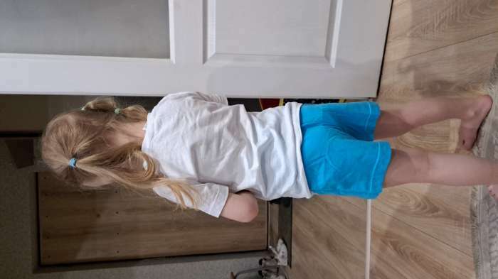 Фотография покупателя товара Комплект для девочки (футболка/шорты) "Цветное эскимо", цвет бирюзовый, рост 104-110 - Фото 2