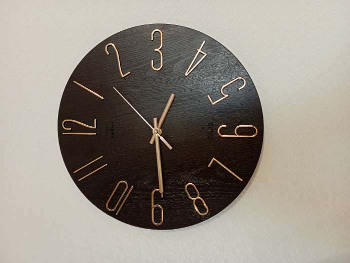 Фотография покупателя товара Часы настенные, интерьерные, бесшумные, d-30 см, коричневые - Фото 1