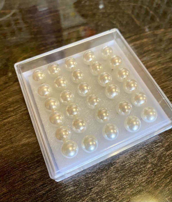Фотография покупателя товара Пусеты набор 15 пар «Жемчужинки» бусинки d=8 мм, цвет белый в серебре
