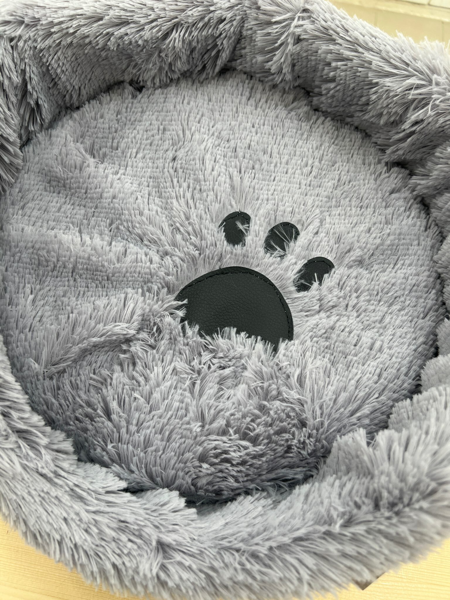 Фотография покупателя товара Лежак с подушкой мех, сатин, периотек,  40 х 40 х 16 см, серый - Фото 1