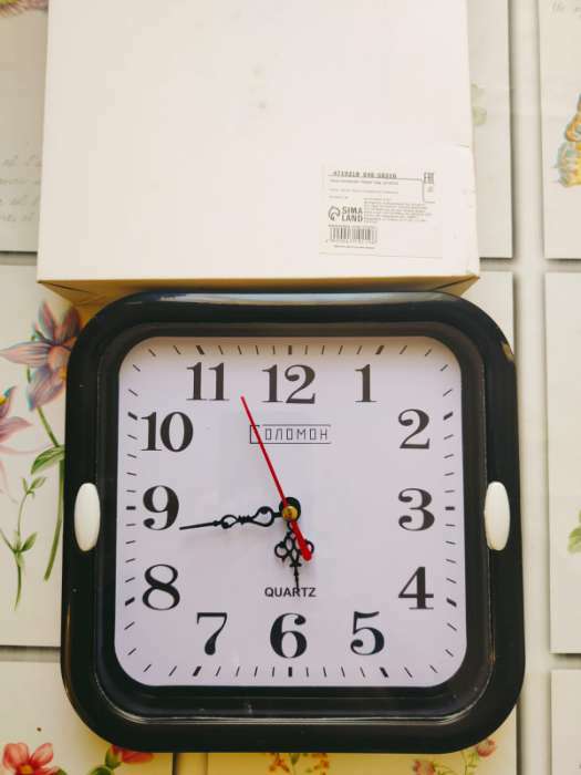Фотография покупателя товара Часы настенные "Эшли", плавный ход, 18.5 х 18.5 см - Фото 1