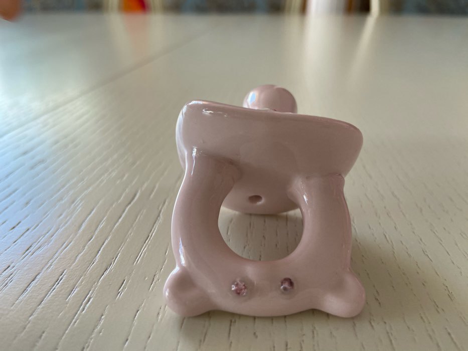 Фотография покупателя товара Сувенир керамика "Розовая пустышка" стразы 4,5х4,5х6,8 см - Фото 3