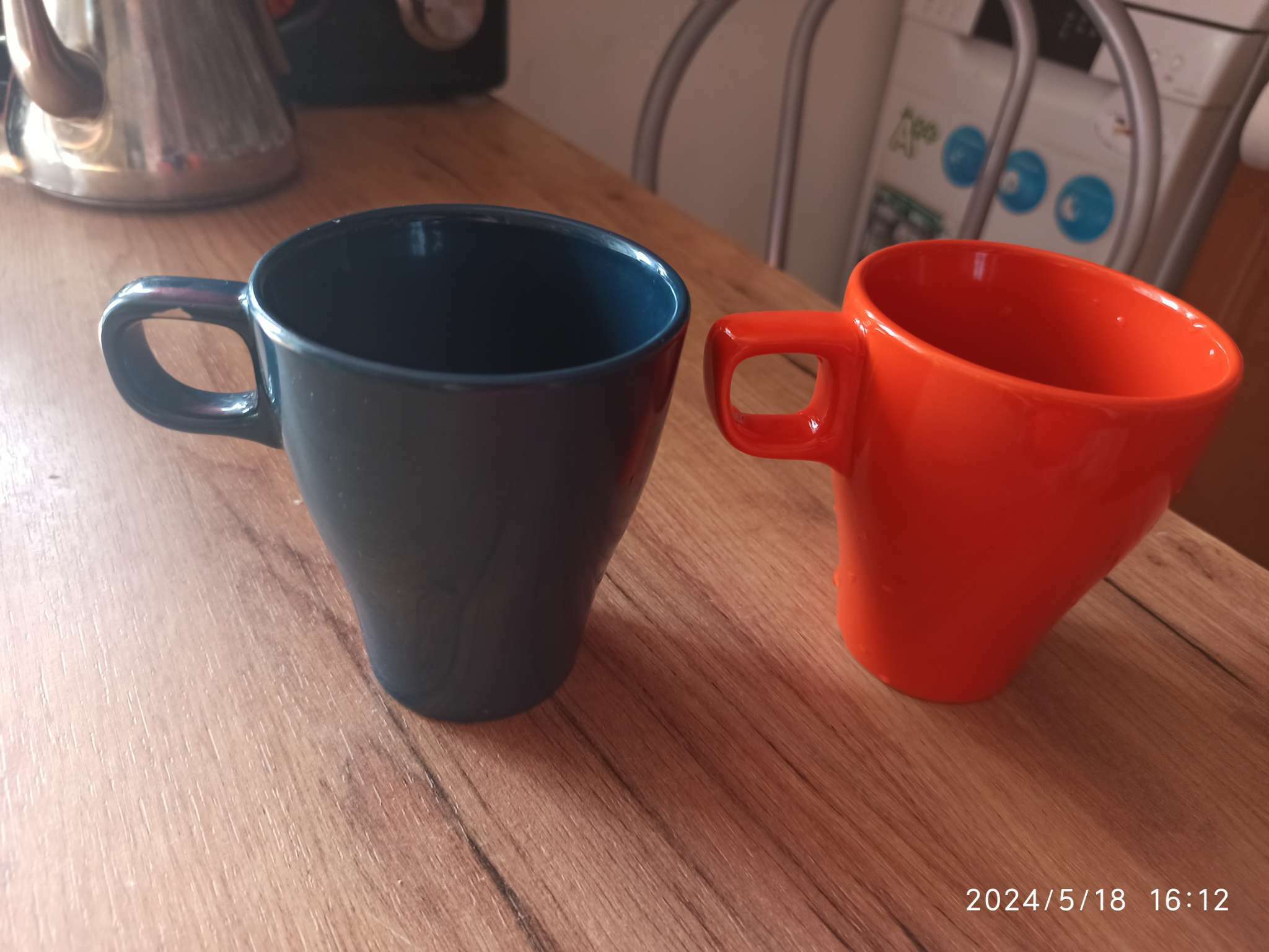 Фотография покупателя товара Кружка керамическая Доляна Coffee break, 280 мл, цвет оранжевый
