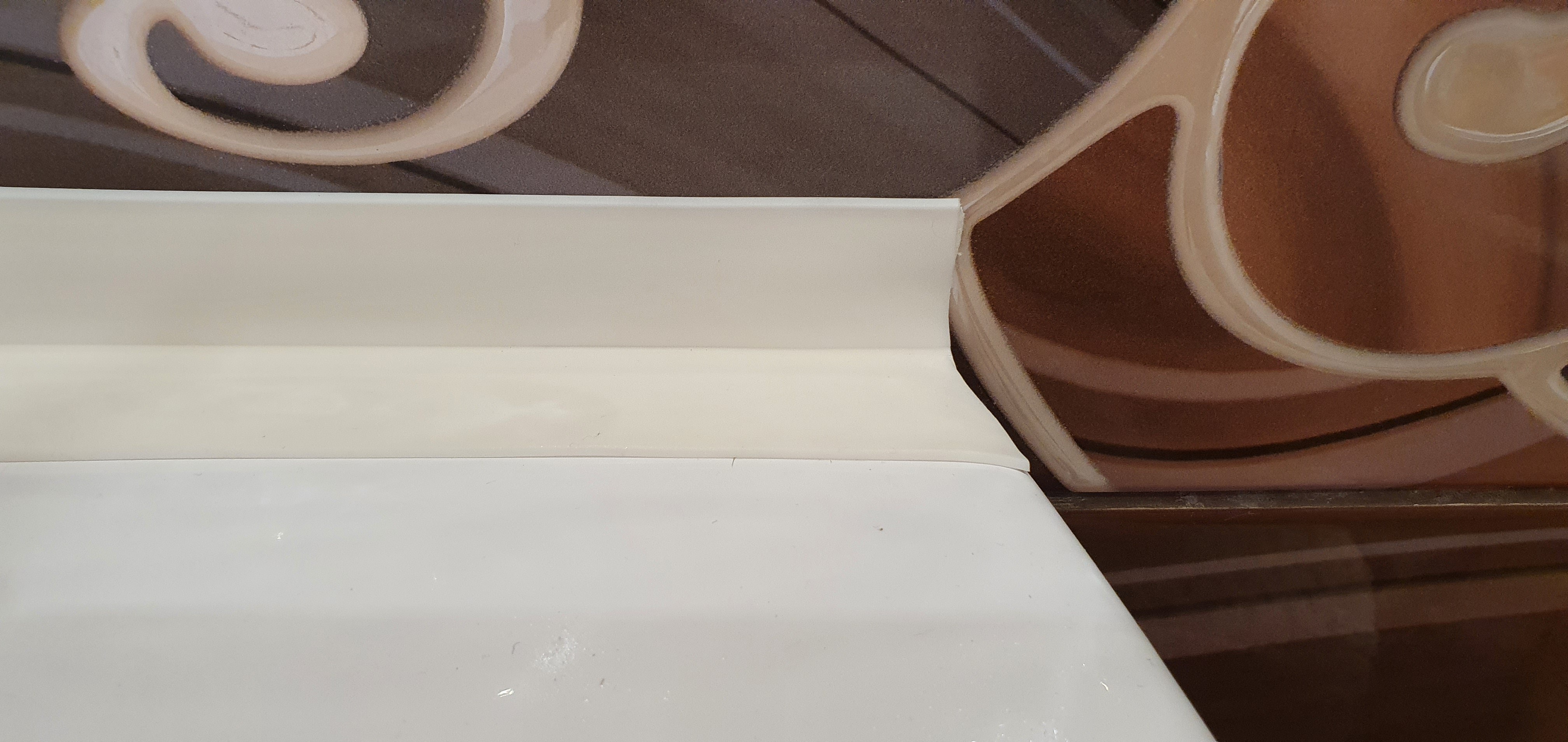 Фотография покупателя товара Бордюрная лента Unibob, для ванн и раковин, самоклеящаяся, 60 мм х 3.35 м, белая - Фото 8