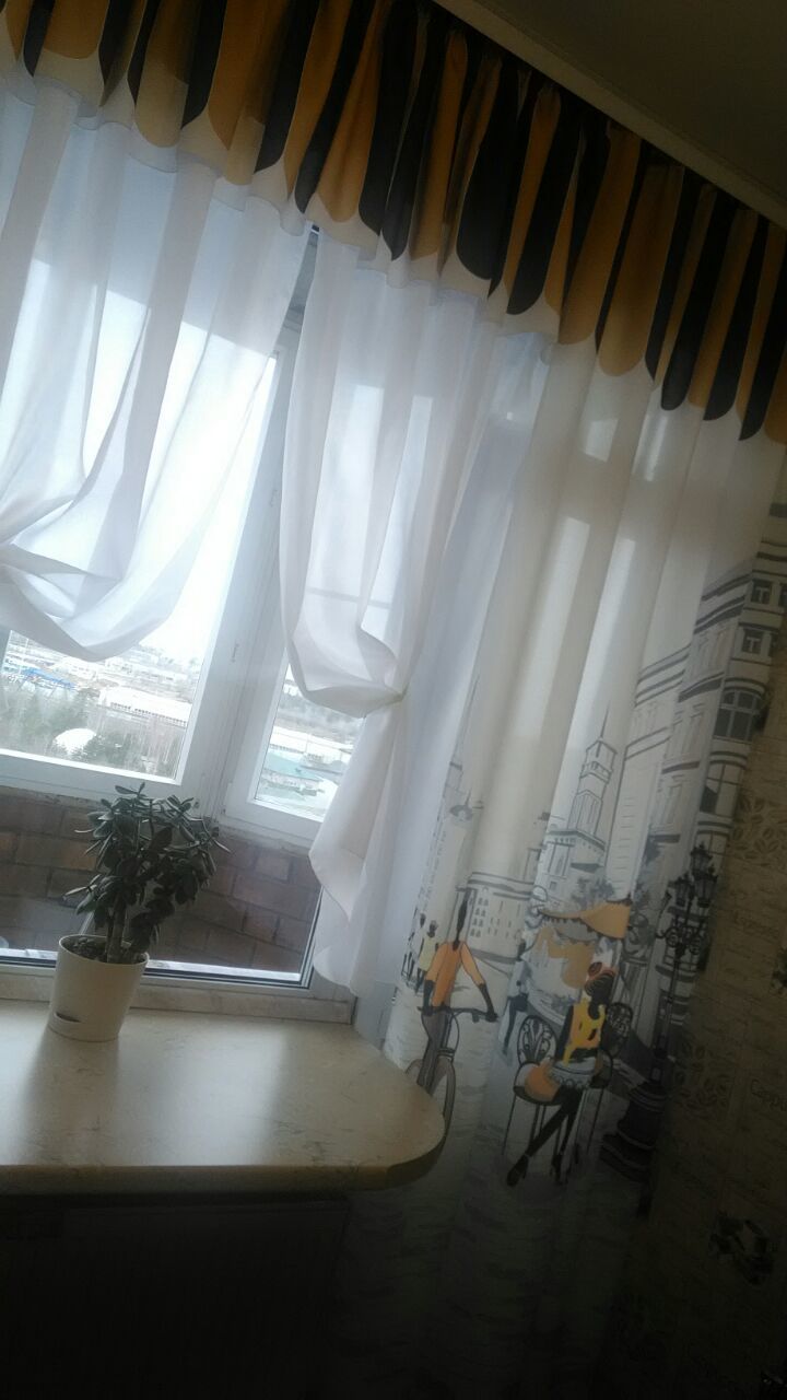 Фотография покупателя товара Комплект штор для окон с балконной дверью «Любимый город» штора 147х267 см, тюль 294х160 см - Фото 3