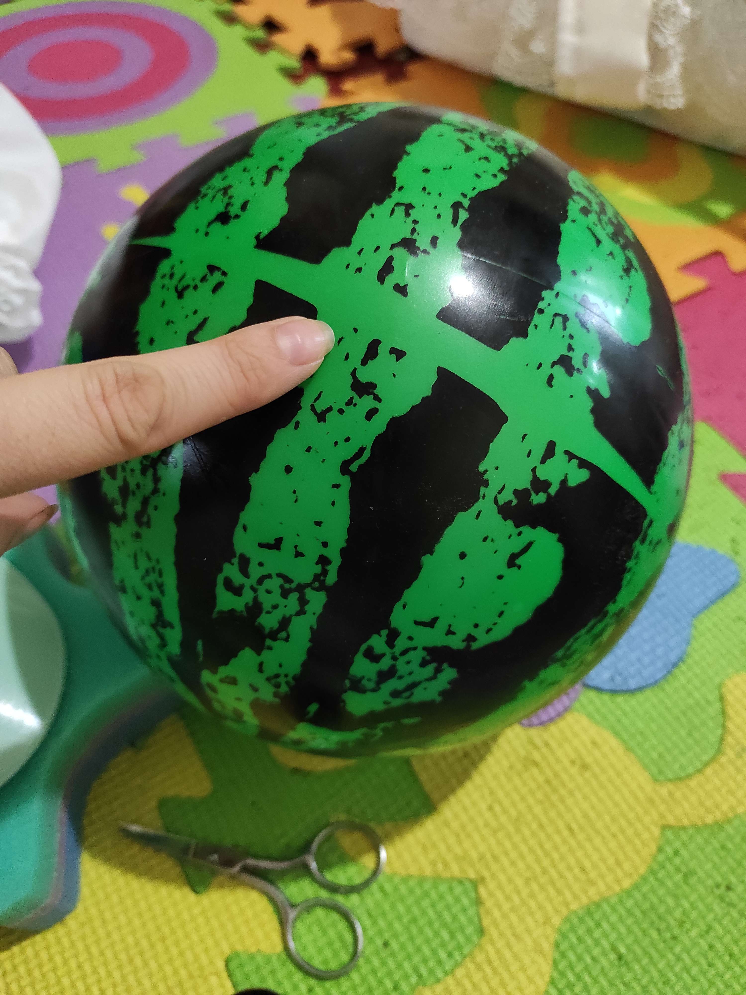 Фотография покупателя товара Мяч детский «Арбуз», d=22 см, 60 г - Фото 5