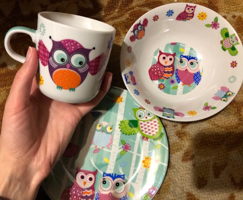 Фотография покупателя товара Набор детской посуды из керамики Доляна «Совушки», 3 предмета: кружка 230 мл, миска 400 мл, тарелка d=18 см, цвет белый - Фото 2