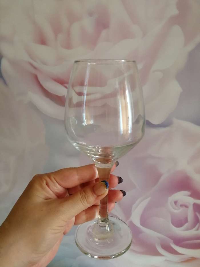 Фотография покупателя товара Набор стеклянных бокалов для вина Isabella, 350 мл, 6 шт - Фото 5