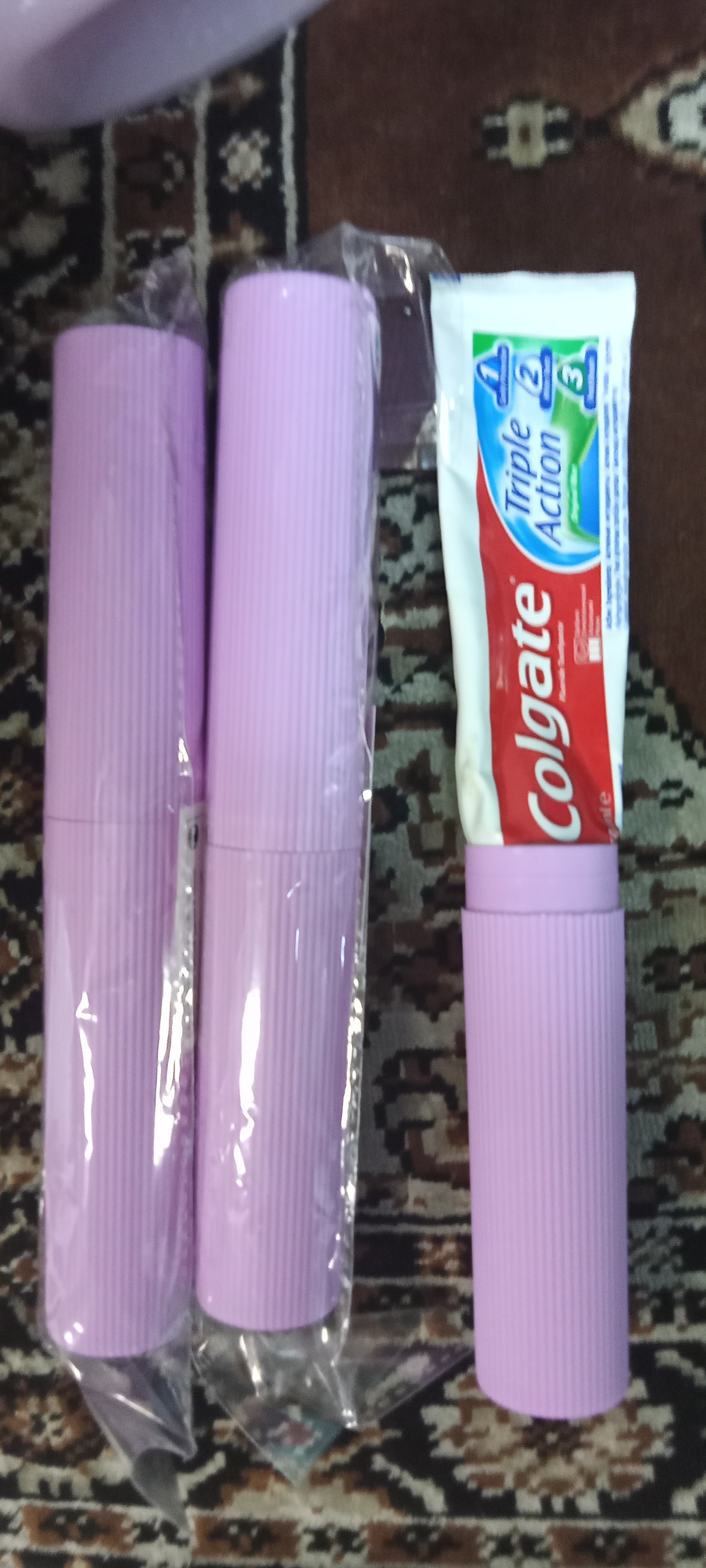 Фотография покупателя товара Футляр для зубной щётки и пасты Доляна, 20 см, цвет МИКС - Фото 2