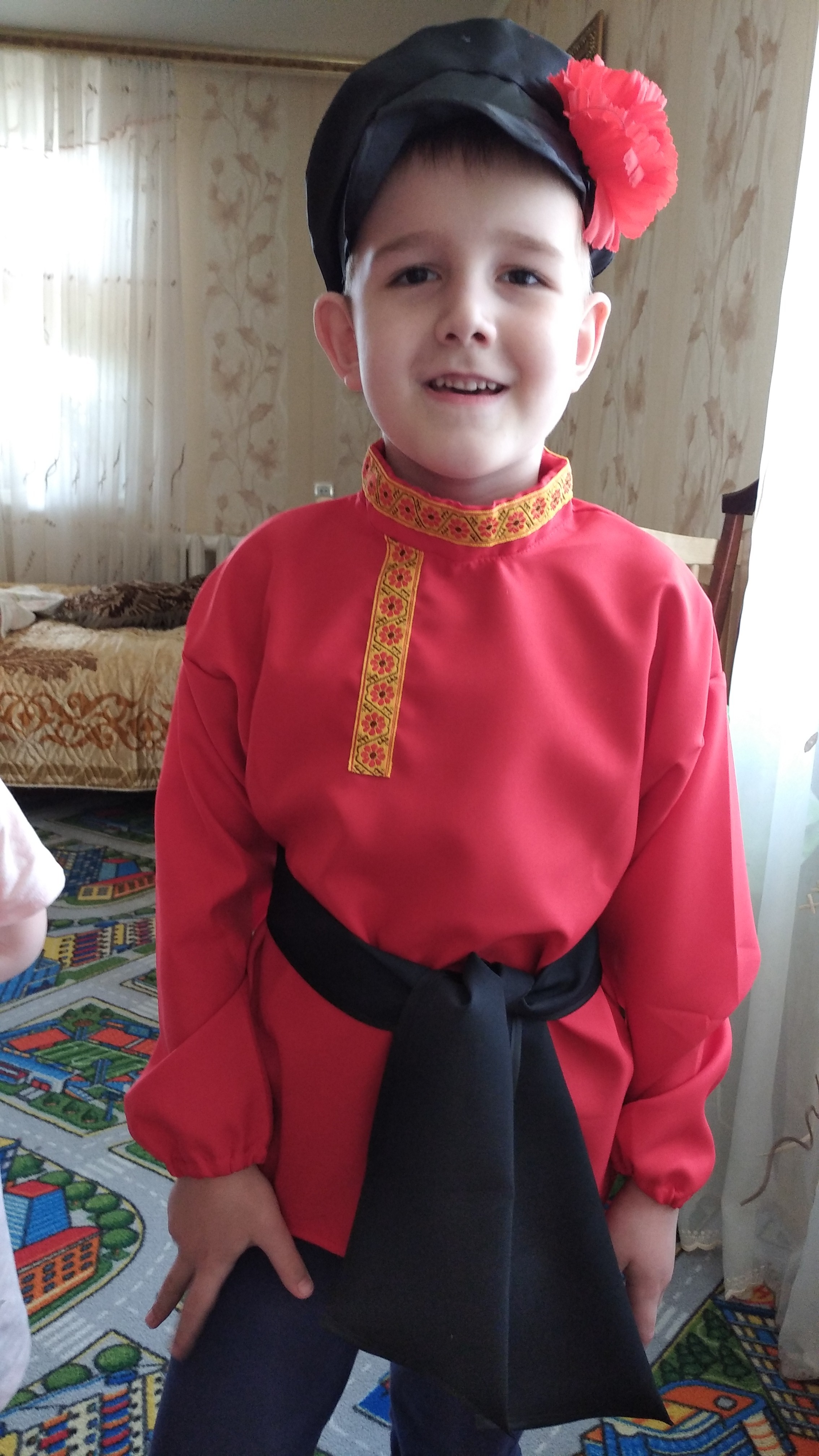 Фотография покупателя товара Детская рубаха с кушаком, цвет красный, 6-7 лет - Фото 2