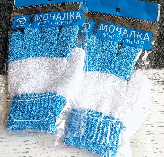 Фотография покупателя товара Мочалка-перчатка массажная Доляна, 14×18 см, полосатая, цвет МИКС - Фото 2