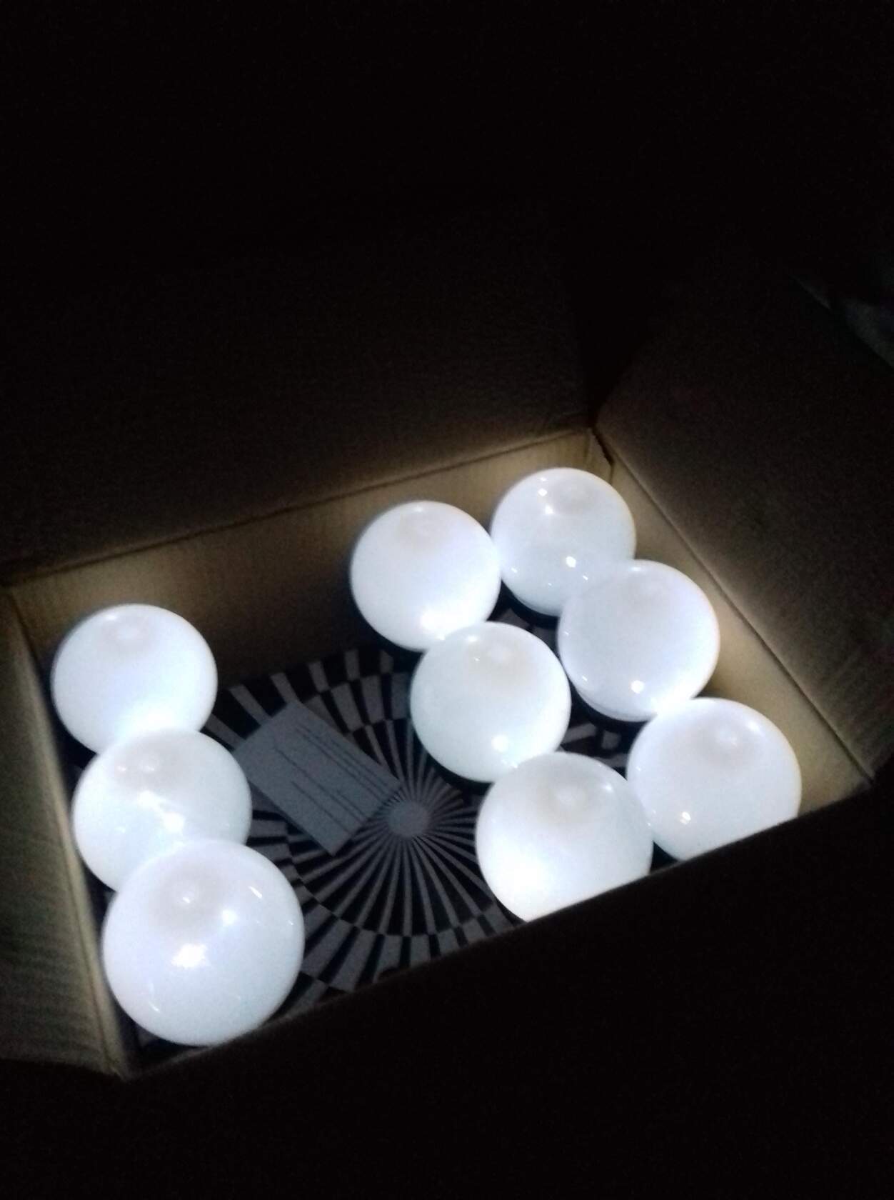 Фотография покупателя товара Садовый светильник на солнечной батарее «Малый шар», 10 × 32 × 10 см, 1 LED, свечение белое
