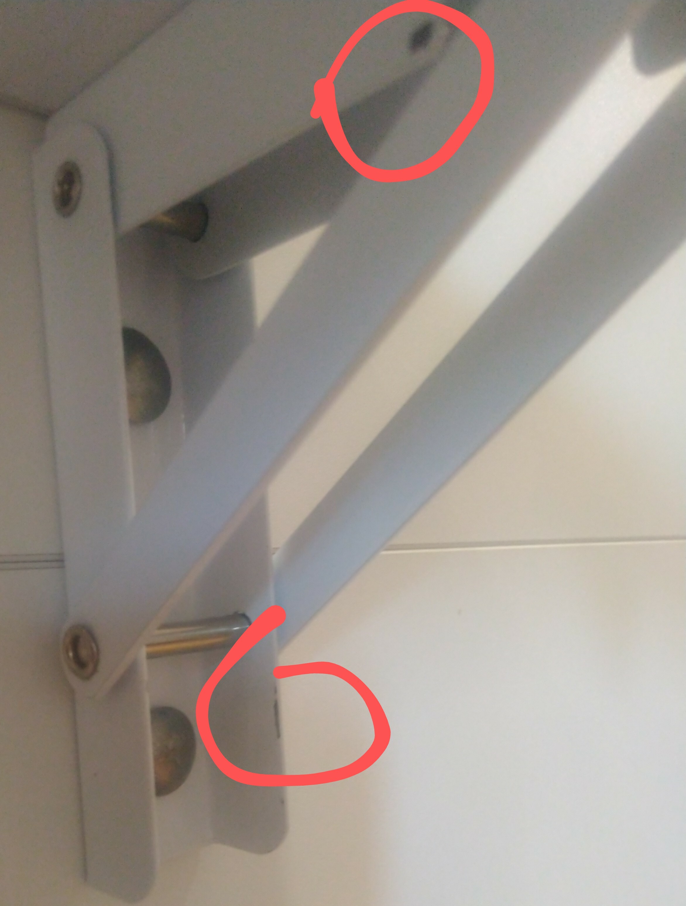 Фотография покупателя товара Кронштейн складной для столов и полок ТУНДРА, 2 шт., длина 200 мм, сталь, белый - Фото 8