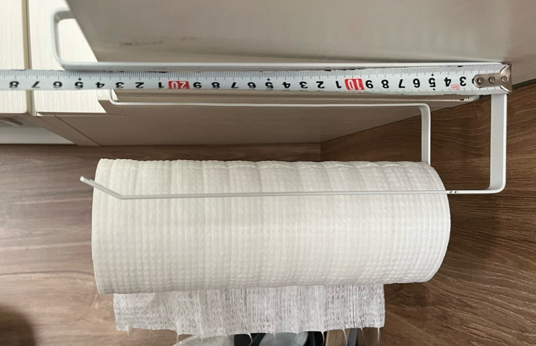 Фотография покупателя товара Держатель для бумажных полотенец подвесной Доляна, 26х11×1,2 см, цвет белый - Фото 13