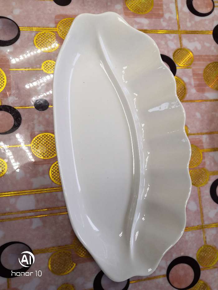 Фотография покупателя товара Блюдо "Гребешок", белое, керамика, 32 см - Фото 1