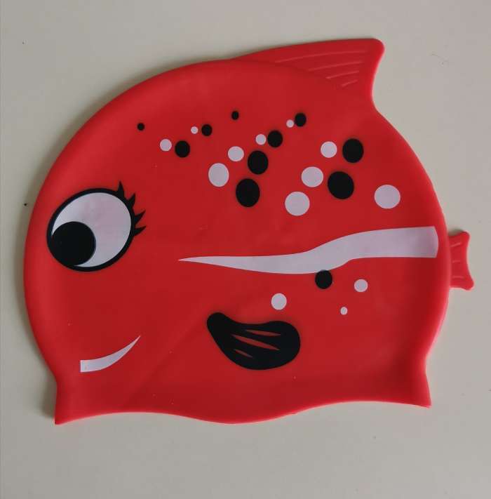 Фотография покупателя товара Шапочка для плавания детская ONLYTOP, силиконовая, обхват 46-52 см, цвета МИКС - Фото 3