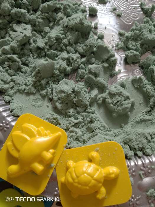 Фотография покупателя товара Песок для лепки «Магический песок», зеленый, 500 г, 2 форм. - Фото 1