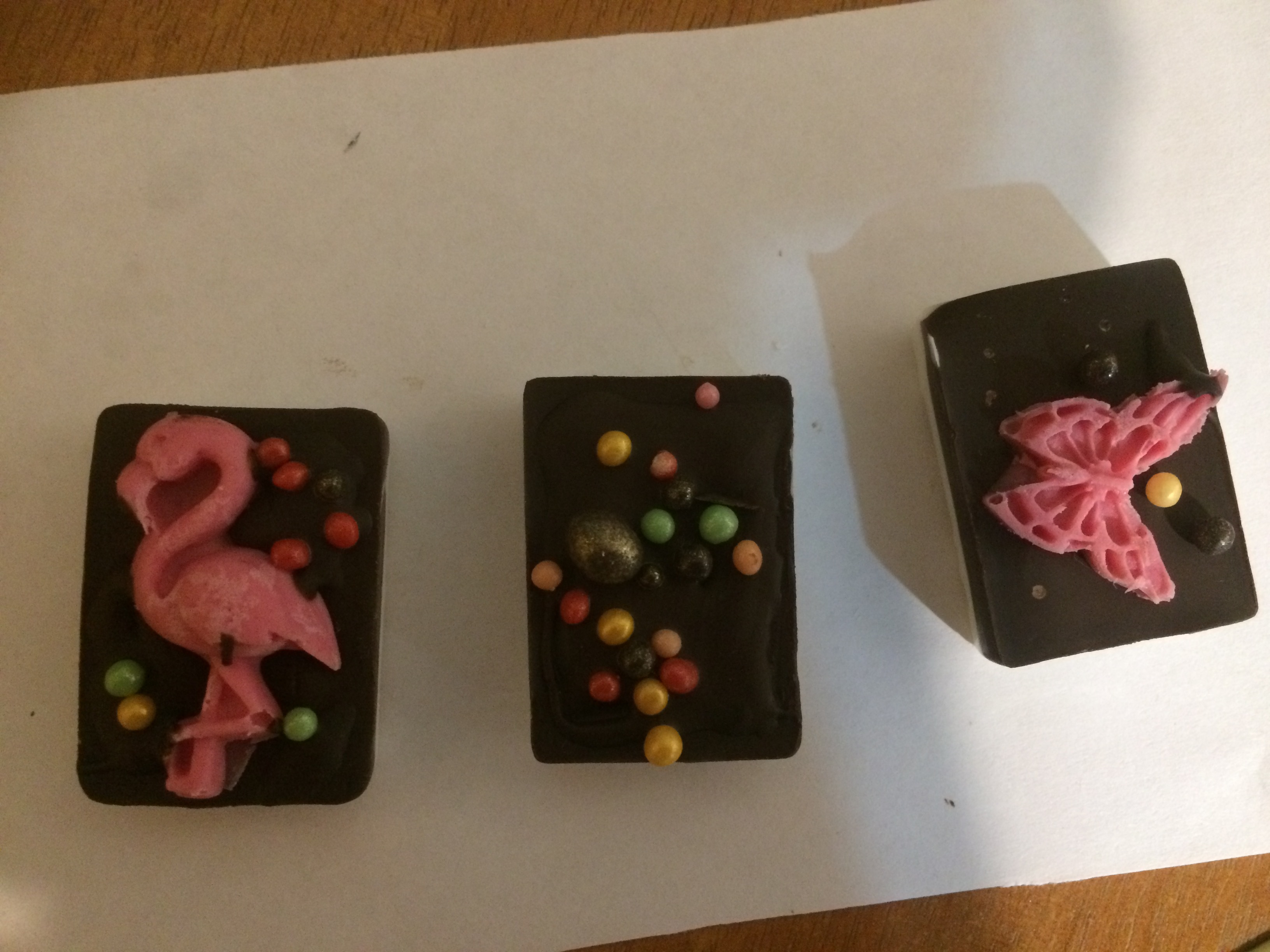 Фотография покупателя товара Форма для шоколада Доляна «Шоколадное ассорти», силикон, 20×15 см, 9 ячеек, цвет розовый - Фото 1
