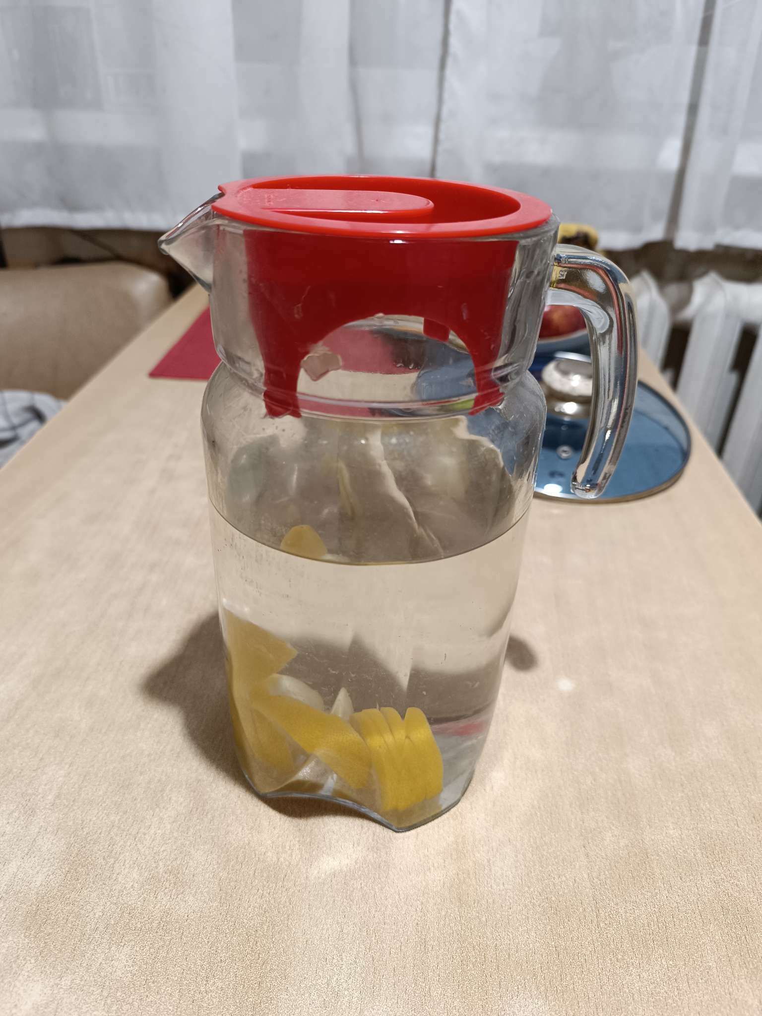 Фотография покупателя товара Кувшин Paşabahçe Light blue, 1.7 л, стекло, красная крышка, прозрачный - Фото 1