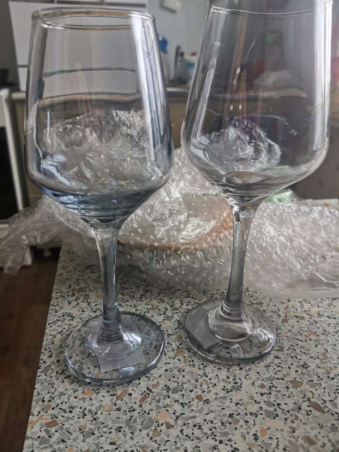 Фотография покупателя товара Бокал из стекла для вина «Кьянти», 400 мл, 8,5×22 см, цвет серый - Фото 3