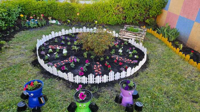 Фотография покупателя товара Ограждение декоративное, 25×170 см, 5 секций, пластик, терракотовое, «Чудный сад» - Фото 3