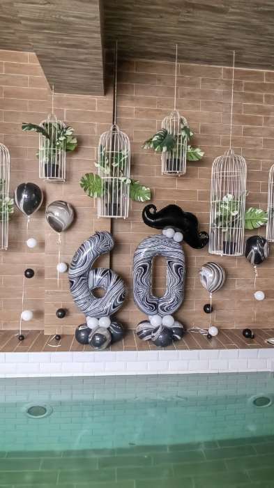 Фотография покупателя товара Воздушный шар фольгированный 40" «Цифра 2», чёрный мрамор - Фото 7