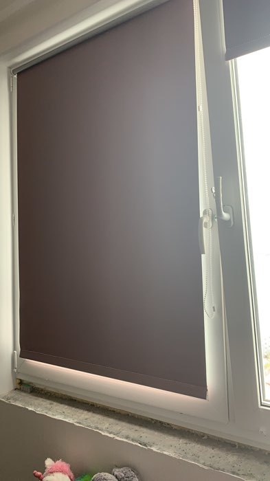 Фотография покупателя товара Рулонная штора «Сильвер», 140 х 175 см, блэкаут, цвет сиреневый - Фото 1