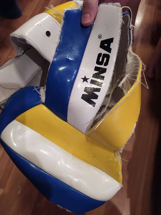 Фотография покупателя товара Мяч волейбольный MINSA, размер 5, 270 г,18 панелей, машинная сшивка - Фото 1