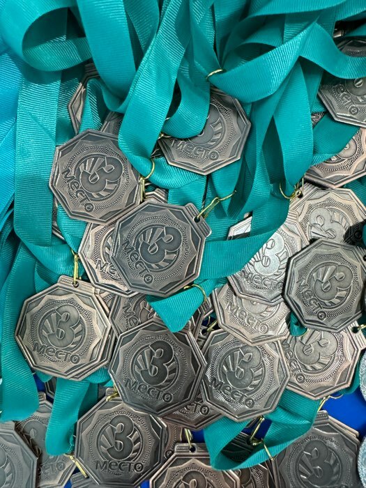 Фотография покупателя товара Медаль призовая 199, d= 5 см. 2 место. Цвет серебро. Без ленты - Фото 1