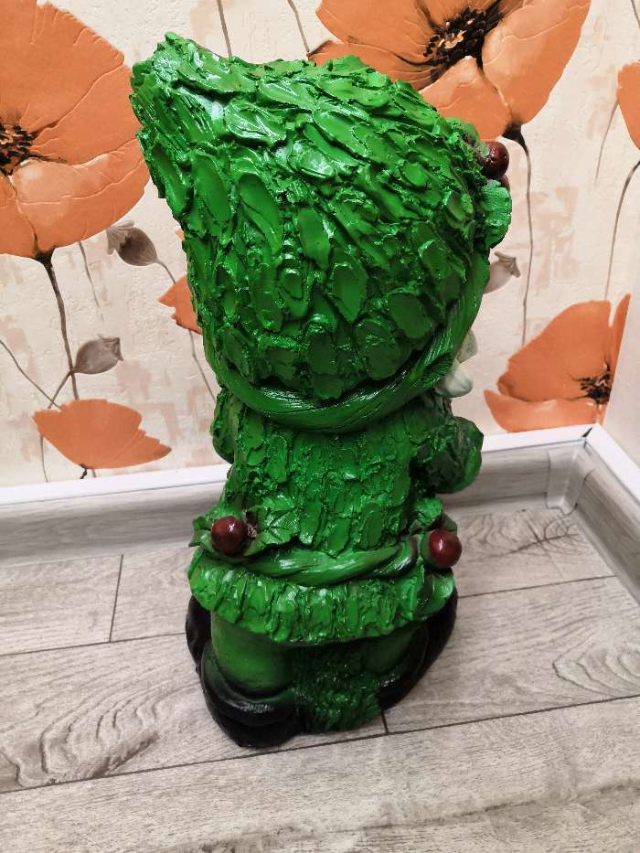 Фотография покупателя товара Садовая фигура "Гном с желудями" зеленый 45х26см - Фото 4