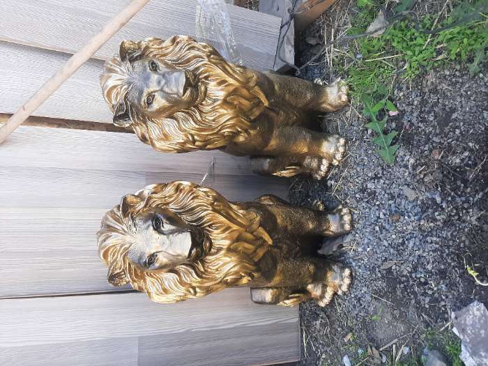 Фотография покупателя товара Фигура гипс «Лев сидящий», чёрное золото, 40×25×55 см - Фото 3