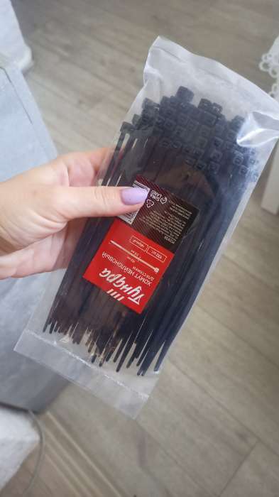 Фотография покупателя товара Хомут нейлоновый пластик ТУНДРА krep,  для стяжки, 3.6х300 мм, черный, в уп. 100 шт - Фото 1