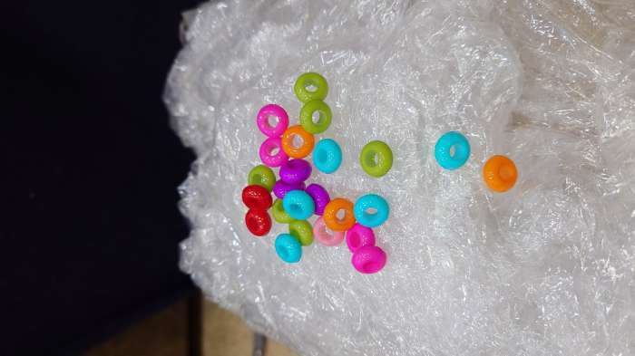 Фотография покупателя товара Бусины для творчества пластик "Плоские разноцветные" набор 50 шт 0,6х1,1х1,1 см - Фото 3