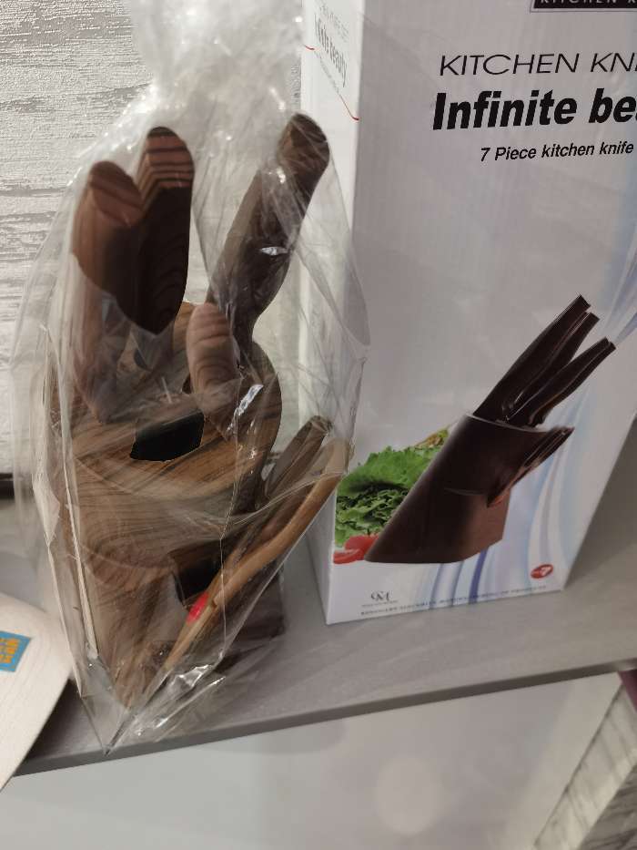 Фотография покупателя товара Набор ножей кухонных Infinite beаuty, 6 предметов: ножи лезвие 8,5 см,12,5 см, 20 см, 20 см, 20 см, ножницы, на подставке, цвет коричневый