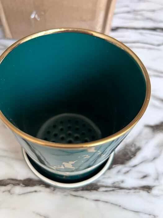 Фотография покупателя товара Подставка для столовых приборов Gold, 10.5×10.5×13 см, керамика, зелёная - Фото 1
