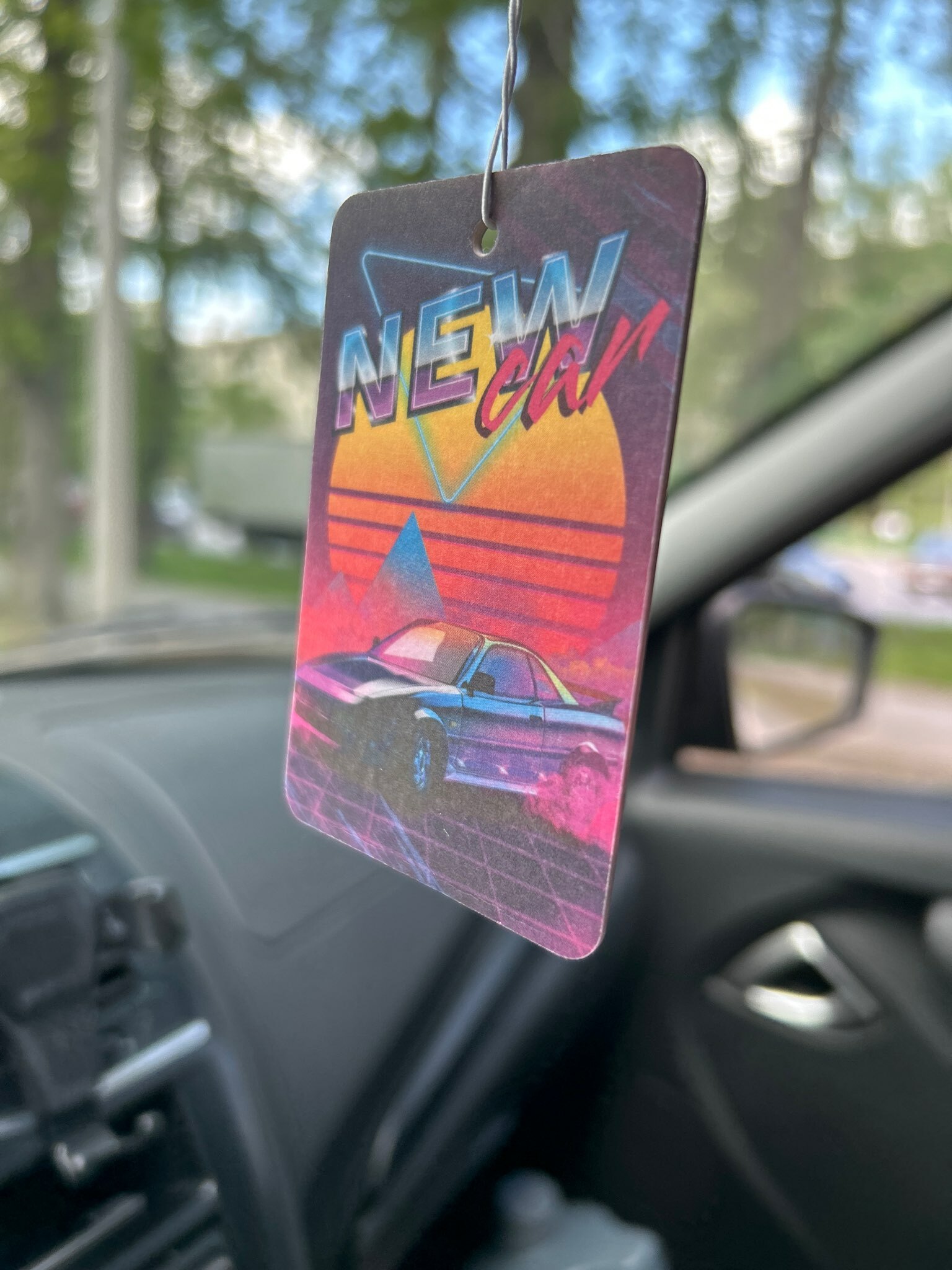 Фотография покупателя товара Ароматизатор для машины Grand Caratt, Бабл Гам, подвесной, картонный - Фото 2