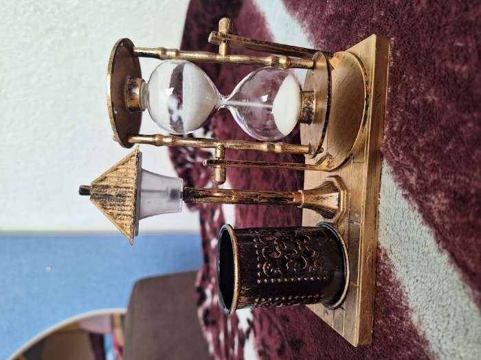 Фотография покупателя товара Песочные часы "Уличный фонарик", подсветка, органайзер для канцелярии, 6.5 х 15.5 х 14.5 см - Фото 1