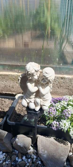 Фотография покупателя товара Садовый светильник «Ангелочки», уличный, на солнечной батарее, 45 см, 1 LED, свечение тёплое белое - Фото 1