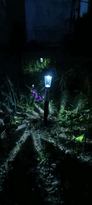 Фотография покупателя товара Садовый светильник «Трапеция», уличный, на солнечной батарее, 4.5×30×4.5 см, 1 LED, свечение белое - Фото 5