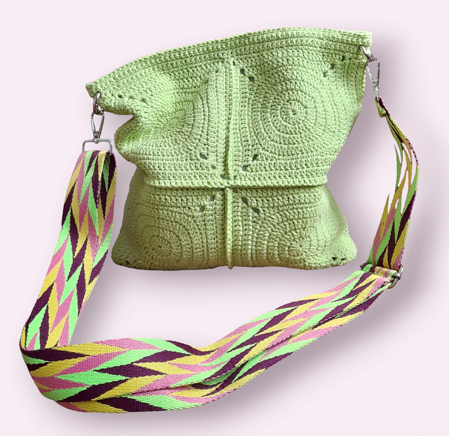 Фотография покупателя товара Ручка для сумки «Косичка», стропа, с карабинами, 139±3×3.8 см, разноцветная - Фото 7