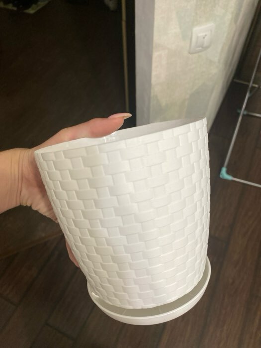 Фотография покупателя товара Горшок для цветов с поддоном «Ротанг», 3 л, d=17 см, h=17 см, пластиковый, белый - Фото 10