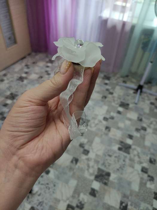 Фотография покупателя товара Подхват для штор «Нежный цветок», d = 6 см, цвет белый - Фото 3
