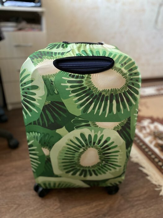 Фотография покупателя товара Чехол на чемодан 20", цвет зелёный