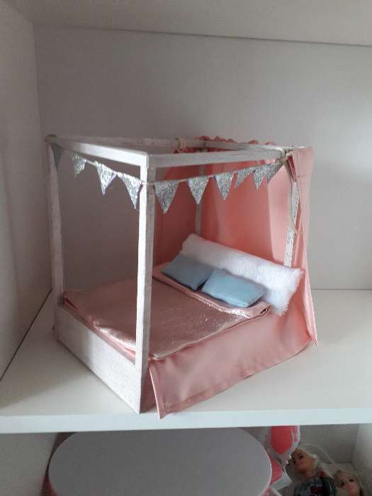 Фотография покупателя товара Набор для творчества. Кукольная кроватка с постельным бельем «Розовые сны», 14 х 20 х 10 см - Фото 1