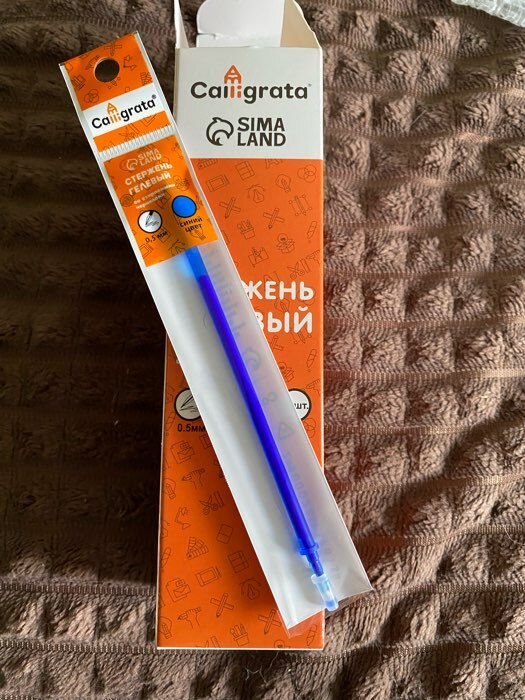 Фотография покупателя товара Стержень гелевый Calligrata, синие чернила, стираемые, 131 мм, диаметр пишущего узла 0.5 мм, штрихкод на штуке - Фото 4