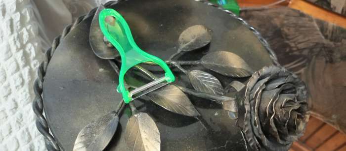 Фотография покупателя товара Овощечистка Доляна «Леденец», 12.5 см, МИКС - Фото 1