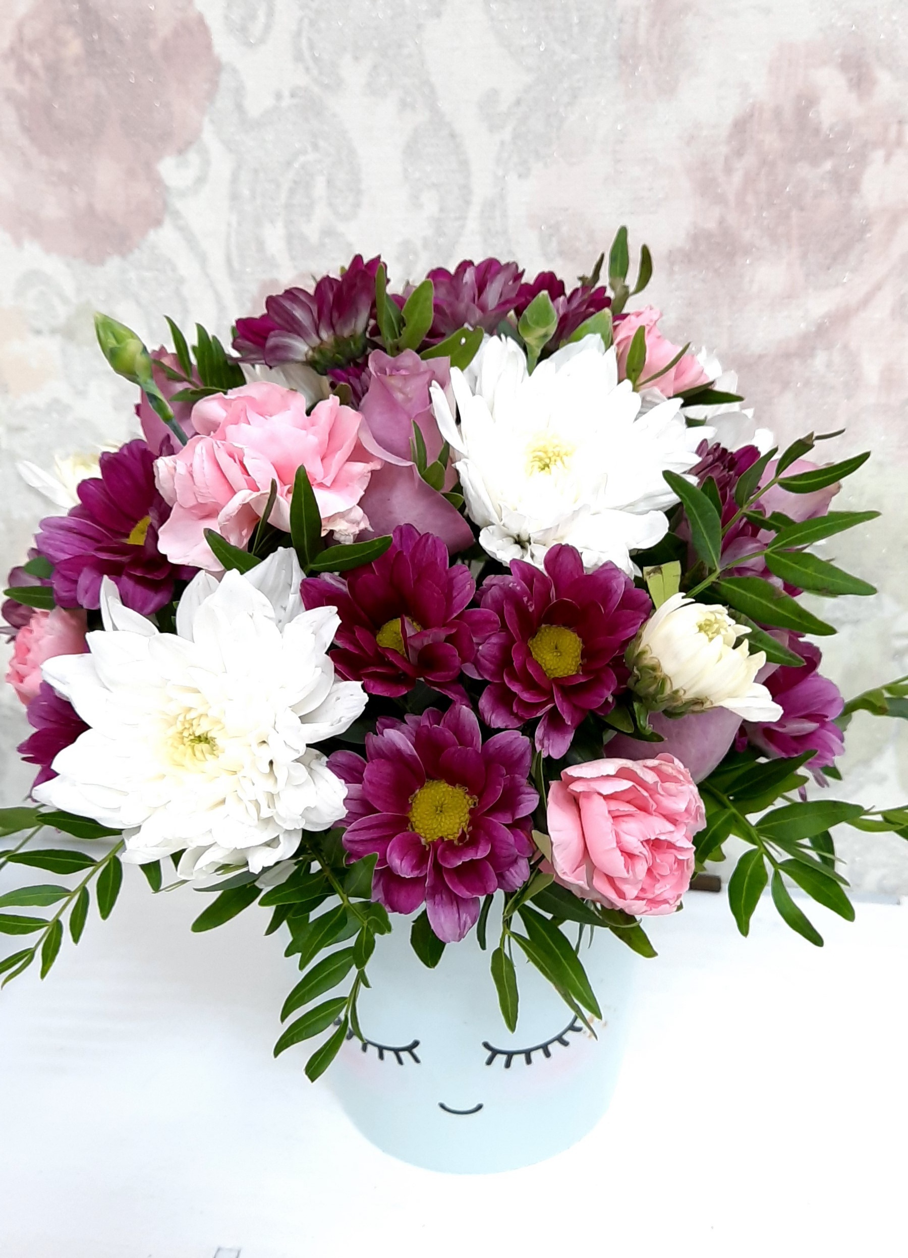 Фотография покупателя товара Набор кашпо для цветов 3 в 1 «Милые глазки», 0.8 л, 11×12 см - Фото 2