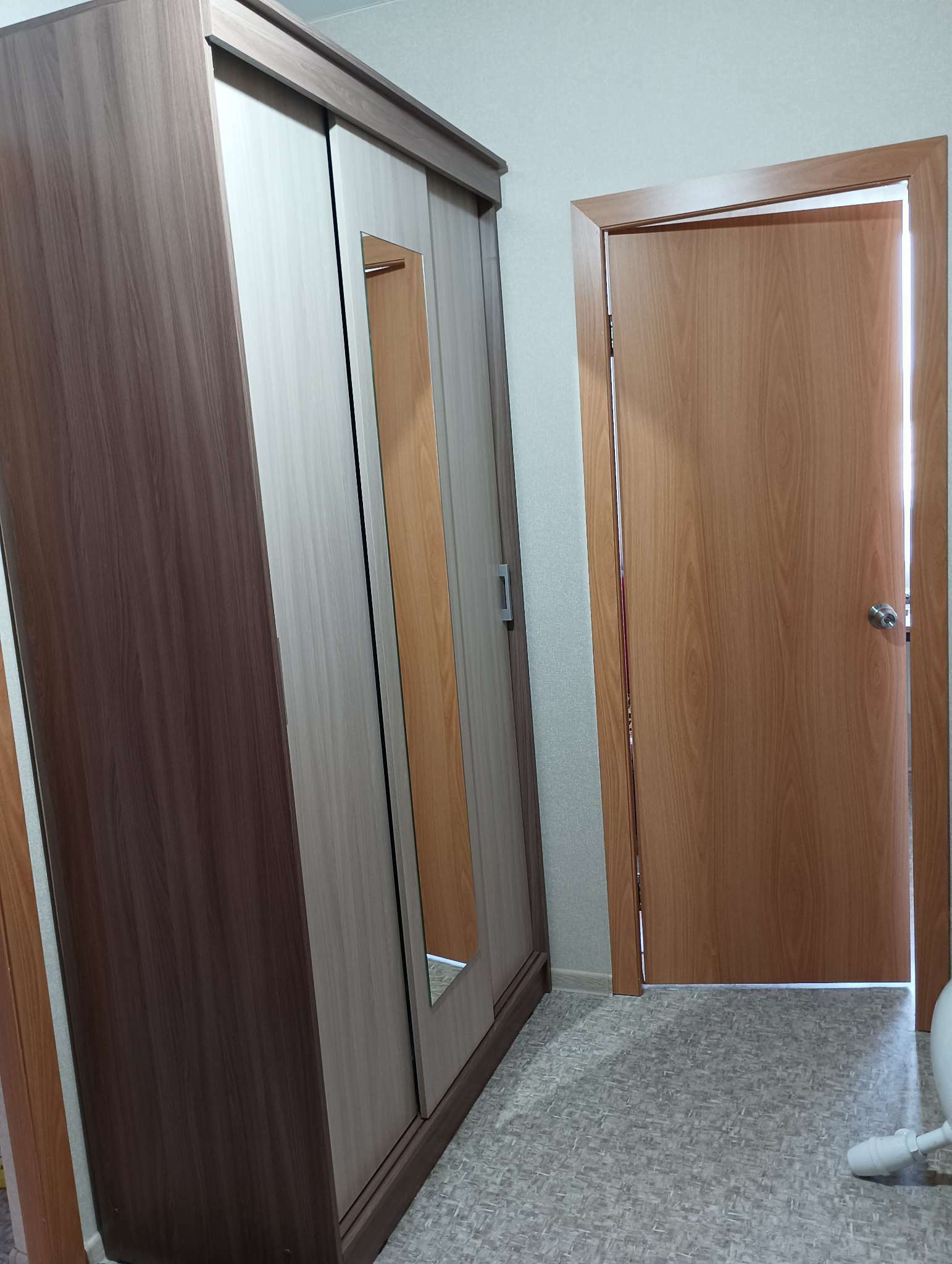 Фотография покупателя товара Шкаф-купе «Эко», 1200×565×2200 мм, венге/лоредо - Фото 4